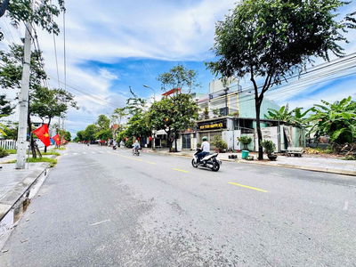 Đất mặt tiền 10.5m Cao Hồng Lãnh- Hoà Quý 4tỷ850 vị trí kinh doanh
