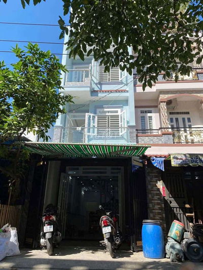 NHÀ ĐƯỜNG CHIẾN LƯỢC SÁT ĐƯỜNG TÊN LỬA NỐI DÀI