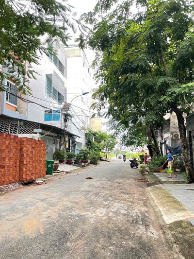 🇻🇳🇻🇳 Bán lô đất Đường thông KDC Làng đại học 100M