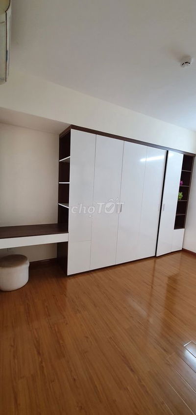 Cần bán gấp căn hộ KIKYO, 55m2 1+1PN Đang có sẵn hđ thuê 7tr5/tháng