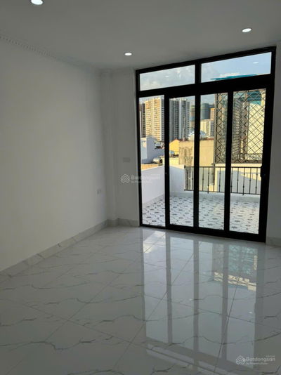 Chính chủ cần bán lô góc 6 tầng thang máy Định Công 31m2 mặt tiền 3.3m 8,85 tỷ