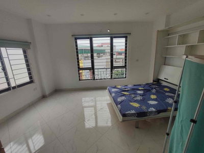 Bán nhà 6 tầng Hoàng Liệt, gần trường tiểu học Linh Đàm. Giá 7.2 tỷ.
