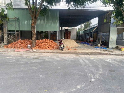 Kho phú tân 400m
