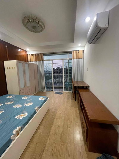 cho thuê phòng full balcon trong chung cư HAGL3