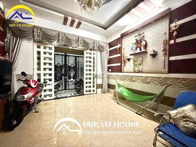 (CHỈ TÍNH ĐIỆN+ TẤT CẢ FREE) NGAY AEON TÂN PHÚ,BAN CÔNG FULL NỘI THẤT