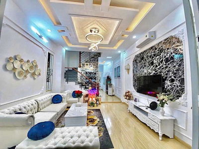 Cho Thuê Nhà 1 Trệt 3 Lầu 4PN Cạnh Nam Long Trần Trọng Cung Q.7