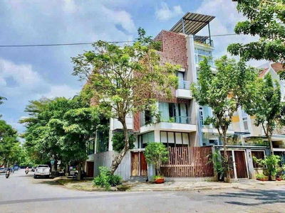 BIỆT THỰ ĐẸP 7PN-THANG MÁY 50 Triệu- Quận 7