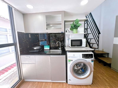 Căn hộ duplex máy giặt riêng cửa sổ lớn nội thất cao cấp ở Phú Nhuận