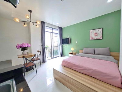 CHDV DẠNG STUDIO BAN CÔNG FULL TIỆN NGHI GẦN CV HOÀNG VĂN THỤ,TÂN BÌNH