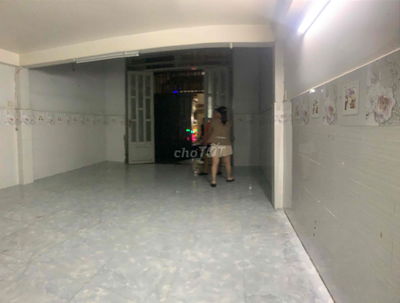 nhà cho thuê nguyên căn ngang 5-18m hợp đồng lâu dài