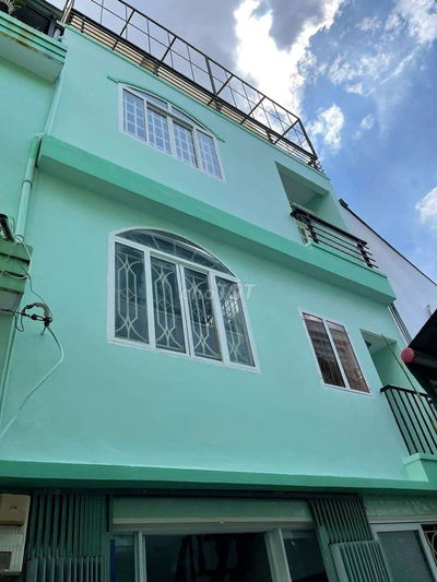 Bán nhà nhỏ 3 tầng có sổ hồng riêng tại 861 Trần Xuân Soạn, Quận 7