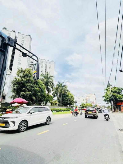 Biệt Thự 200m2 - Nhỉnh 16 Tỷ, Đường Nhựa 8M, Tân Kỳ Tân Quý, Tân Phú