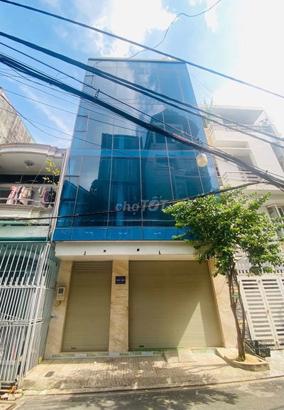 HOT HOT!! Cho thuê nhà 300C Lê Văn Sỹ, Q3. DTSD 500m2