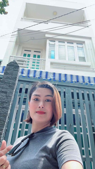 BÂN GẤP,NHÀ 4 TẦNG ,5x24-GẦN PHÚ MỸ HƯNG,SHR,HIÀN CÔNG ĐỦ,CÔNG CHỨNG N