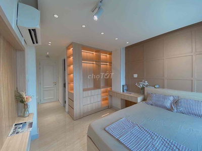 tách bếp Full nội thất rộng rãi sạch sẽ quận bảy gần trung tâm q1q4q8
