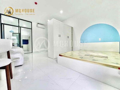 1 phòng ngủ q4 pass hợp đồng rộng rãi gần trung tâm gần trường đại hoc