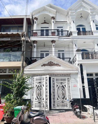 Bán nhà 2 lầu kdc quân báo