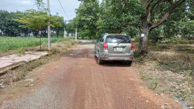 ra gấp mãnh đất đẹp sau trung tâm hành chính đồng phú