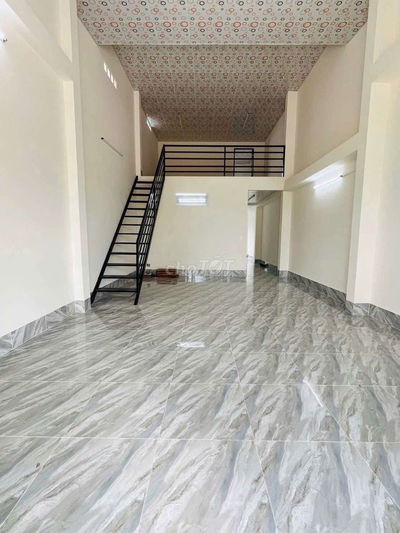 CHO THUÊ NHÀ TRỤC CHÍNH ĐƯỜNG LỚN VĂN HÓA TÂY ĐÔ GẦN NAM LONG