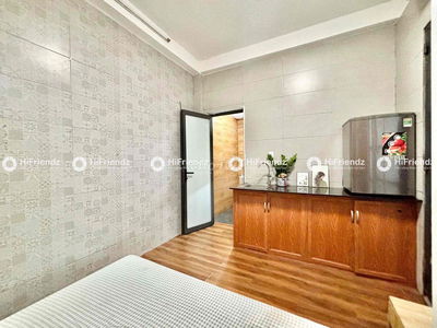 TRỐNG SẴN STUDIO TONE GỖ SIÊU XINH- FULL NỘI THẤT NHƯ ẢNH