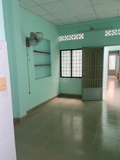 Cho thuê phòng trọ đường CMT8, P11, Q3