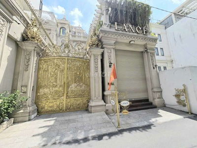 Nhà Q1 - cho Thuê 1 phần biệt Thự VÍP , dát vàng, đẹp sang trọng