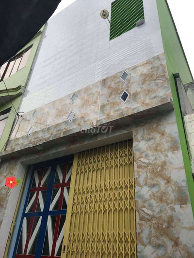 Nhà 239 // Bà Hom, hem 4,5m . Gân trương hoc, chơ,....