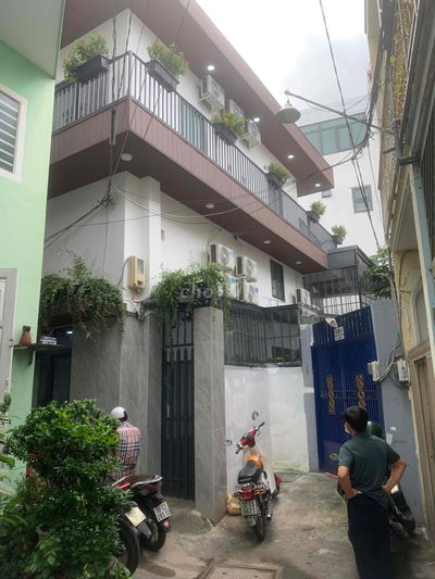 Bán nhà đẹp đường nơ trang long vừa ở vừa kinh doanh