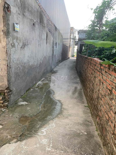 bán nhà cấp 4 sạch sẽ ở ngay gần thành phố thông minh, cầu nhật tân