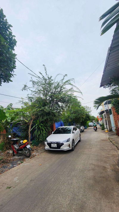 CẠNH LÊ VĂN VIỆT BÁN LÔ ĐẤT MẶT TIỀN ĐƯỜNG SỐ- XE HƠI TỚI CHỖ- 200M2