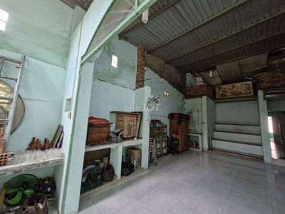 CẠNH VINHOME- BÁN ĐẤT TẶNG NHÀ CẤP 4 HXH NỞ HẬU NGANG HƠN 5M CHỈ 3TY