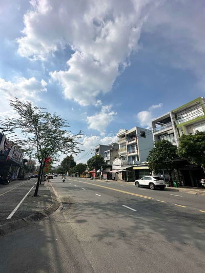 BÁN NHÀ 2 TẦNG CẠNH MAN THIỆN- HẺM XE HƠI- CHỈ NHĨNH 4TY