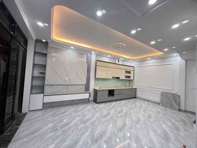 GIẢI PHÓNG - BẾN XE NƯỚC NGẦM _ 6 TẦNG THANG MÁY . 10m RA PHỐ
