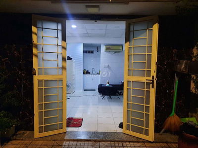 Sang Kiot Mặt Tiền Hẻm Dưới Chung Cư
