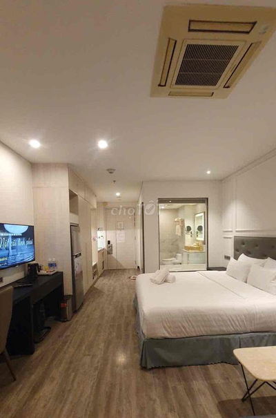 cần bán căn stodio tại khách sạn 5* dát vàng