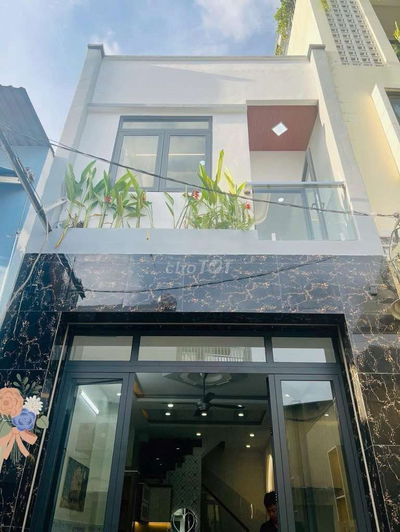 Nhà mới 2 tầng 44m2, sát mặt tiền, hxh, ngay Lê Văn Quới, gần bốn xã