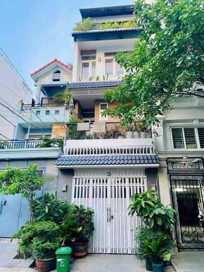 BÁN NHÀ 3TẦNG +6 WC+5,WC_ NGUYỄN VĂN HƯỞNG _ XUÂN THỦY