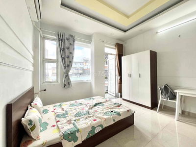 CHO THUÊ PHÒNG BAN CÔNG FULL NỘI THẤT GẦN CÔNG VIÊN LÀNG HOA - GÒ VẤP