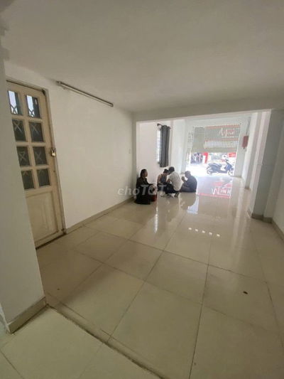 ặt Tiền Trần Khắc Chân 40m2 Riêng Biệt Có Vỉa Hè Gần Trần Quang kHải