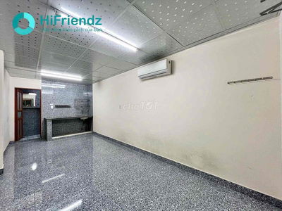 CHO THUÊ PHÒNG CÓ SẲN MÁY LẠNH CÁCH ĐẠI HỌC NGUYỄN TẤT THÀNH 6 PHÚT