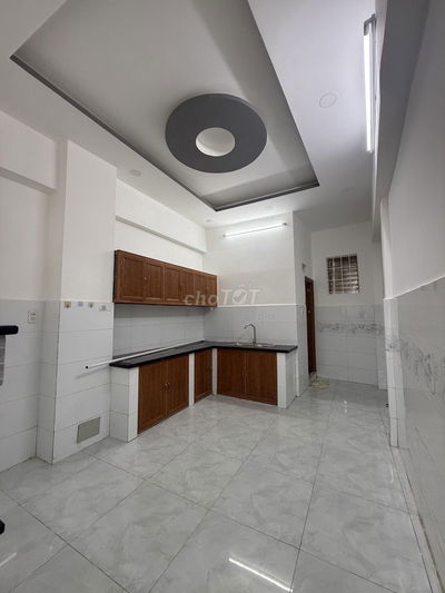 Âu Dương Lân Mì Xào Thập Cẩm chuẩn vị: 43m² hẻm 5m, nhỉnh 5 tỷ xíu!