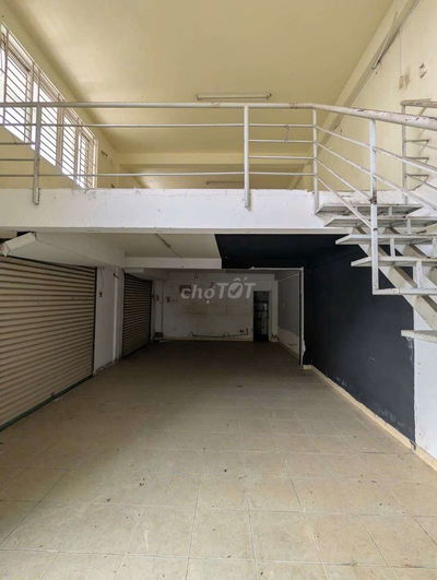 Cho thuê nhà  góc 2 MT đường Số Trần Trọng Cung Q7