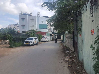Bán Đất HXH  Chợ Phú Thuận Quận 7