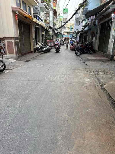 Bán nhà hẻm xe hơi đường CMT8 Quận10-64m2-nhà 3tầng. Giá10tỷ6
