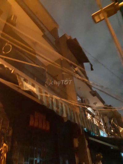 Nhà  hẻm 4m,thông thoáng, lh : ***, hoac ***