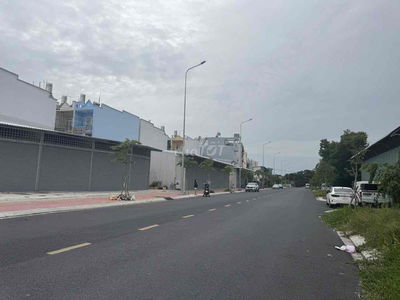Cho thuê kho kdc bảo châu 12x14 giá 19tr