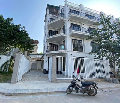 BIỆT THỰ LÔ GÓC 2 MẶT TIỀN – HOÀN THIỆN ĐẸP – GẦN HÀM NGHI KÉO DÀI