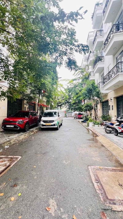 Nhà Chính Chủ Đang Cho Thuê Chưa Qua KD Cần Bán Lại