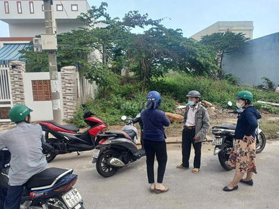 Tôi cần bán lô đất mặt tiền 7M5 Phường Sơn Trà  ( RỘNG 101M )