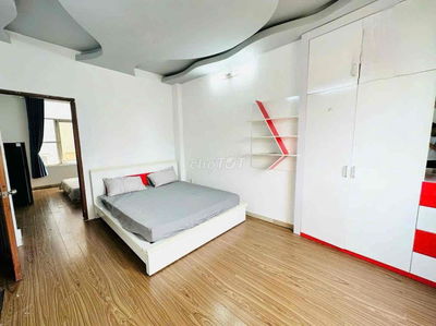 Bán nhà Cách Mạng Tháng 8 Quận 3, 50m2, 4 Tầng, 8 Phòng
